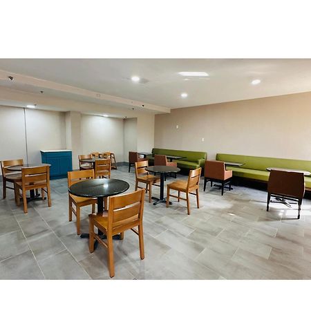 Country Inn & Suites By Radisson, Canton Near Hall Of Fame North Canton Eksteriør bilde