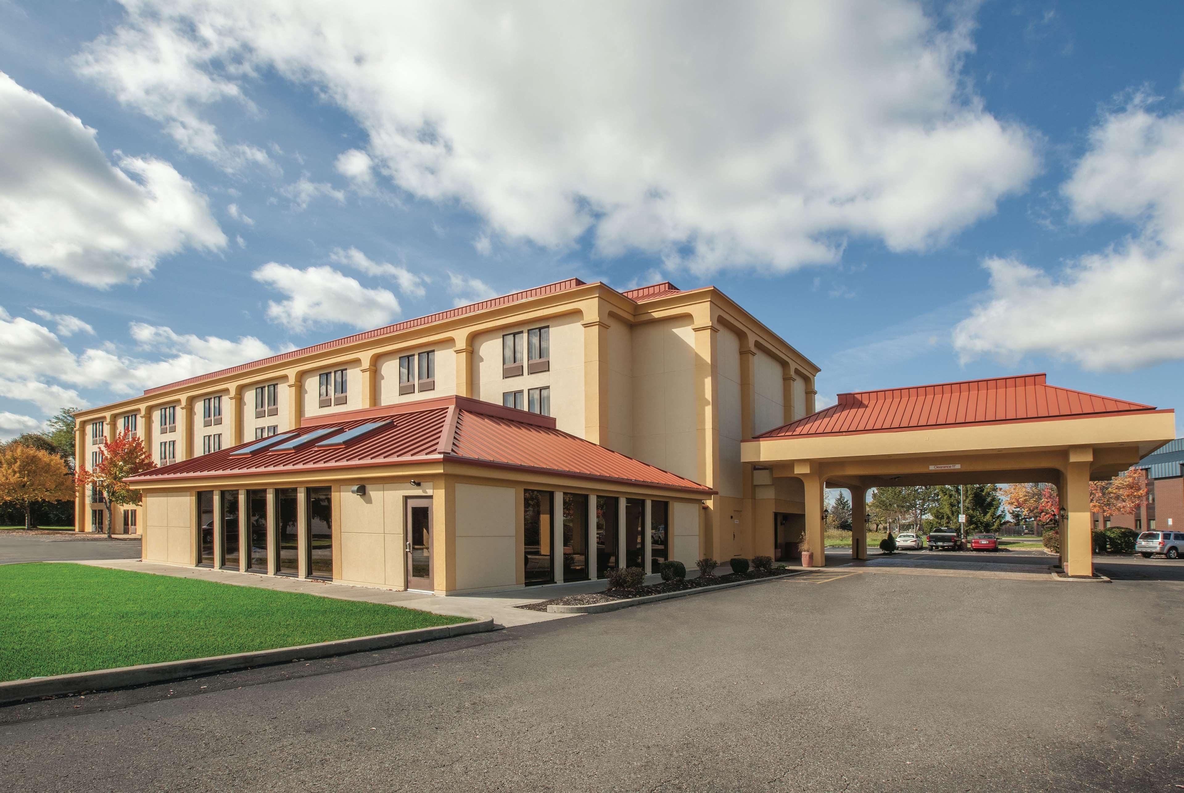 Country Inn & Suites By Radisson, Canton Near Hall Of Fame North Canton Eksteriør bilde